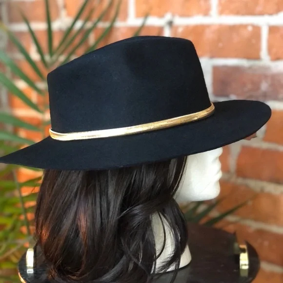 Accessories | Black Wool Brim Hat With Gold Chain Med Large  display picture 1